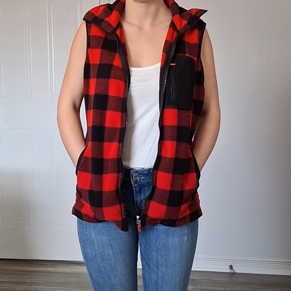 Red and Black Fleece Vest - Picture 2 of 7